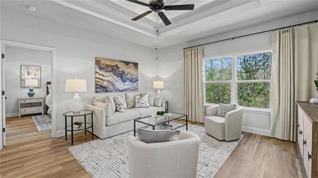 1053 Realm Road E, Mobile, AL 36608