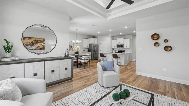 1053 Realm Road E, Mobile, AL 36608