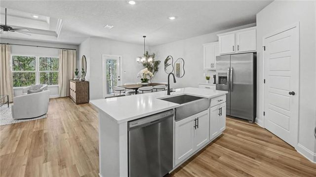 1053 Realm Road E, Mobile, AL 36608