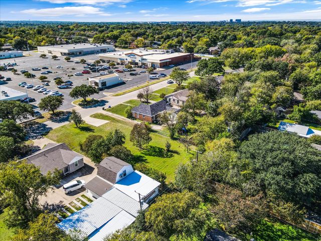3512 W Biddison Street, Fort Worth, TX 76109