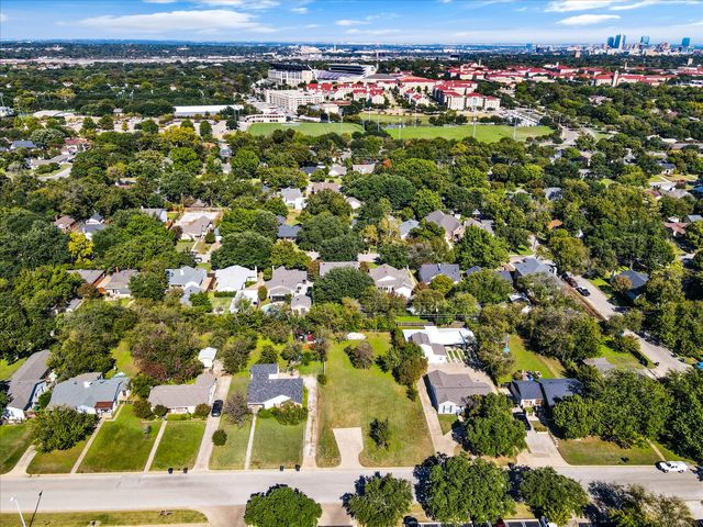 3512 W Biddison Street, Fort Worth, TX 76109