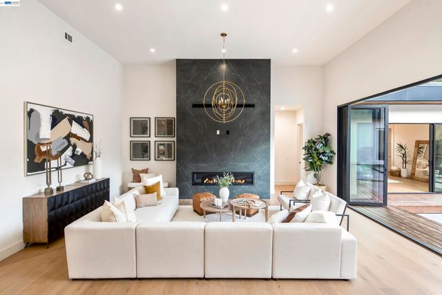 428 Marian Lane, Danville, CA 94526