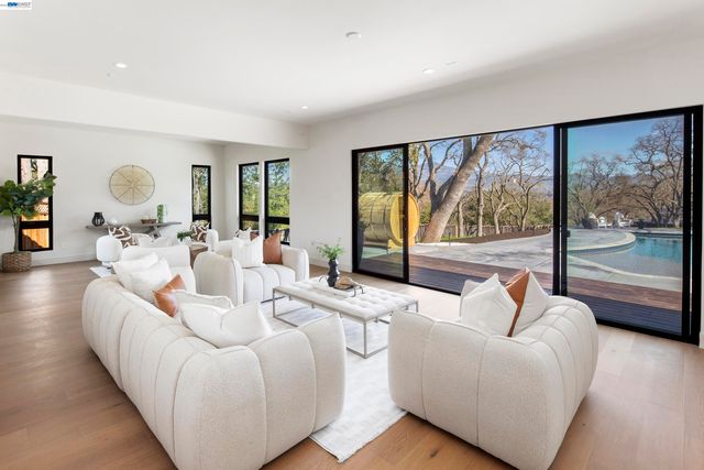 428 Marian Lane, Danville, CA 94526