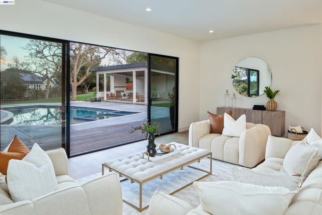 428 Marian Lane, Danville, CA 94526