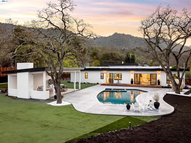 428 Marian Lane, Danville, CA 94526