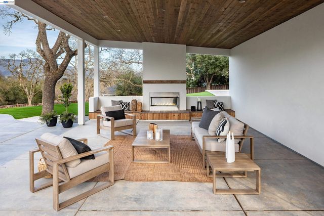 428 Marian Lane, Danville, CA 94526