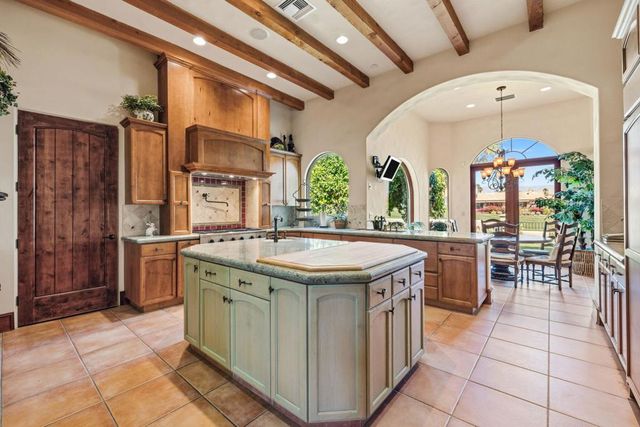 42430 Castle Harbor Court, Bermuda Dunes, CA 92203