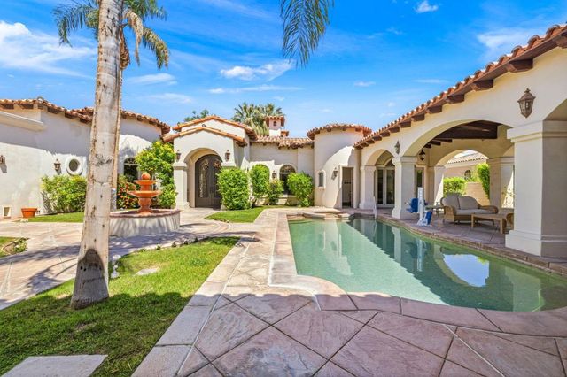 42430 Castle Harbor Court, Bermuda Dunes, CA 92203