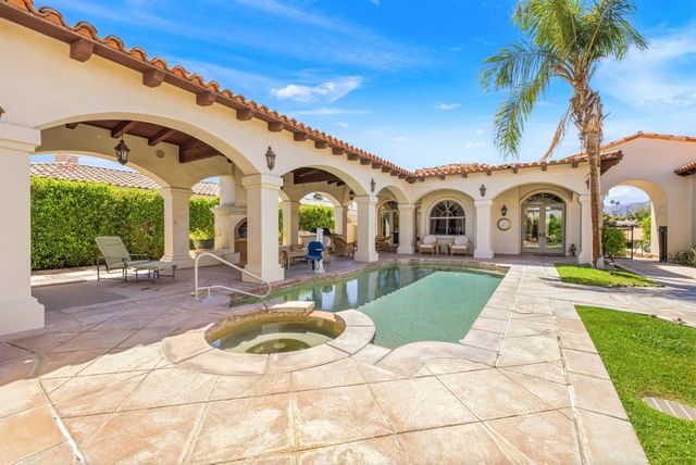 42430 Castle Harbor Court, Bermuda Dunes, CA 92203