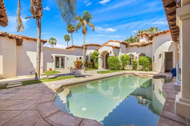 42430 Castle Harbor Court, Bermuda Dunes, CA 92203