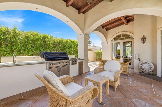 42430 Castle Harbor Court, Bermuda Dunes, CA 92203