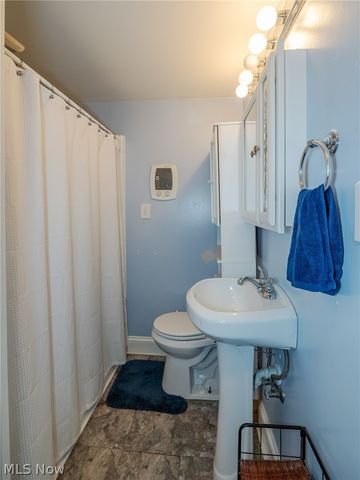 145 Pearl Street, Amherst, OH 44001