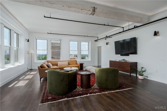 601 Greensboro 300, Tuscaloosa, AL 35401