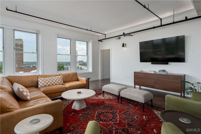 601 Greensboro 300, Tuscaloosa, AL 35401