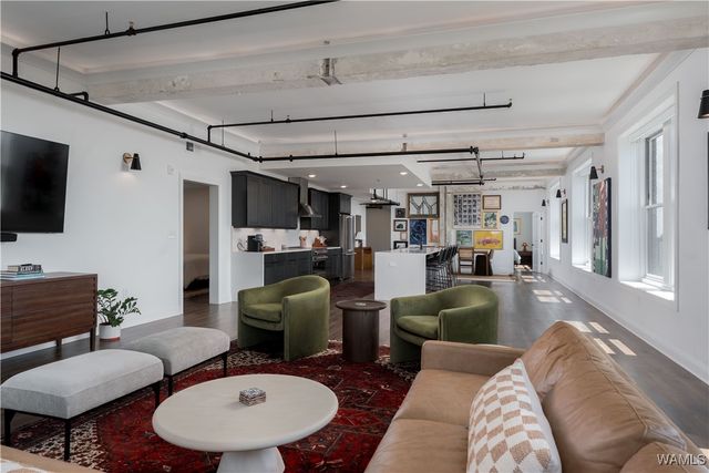 601 Greensboro 300, Tuscaloosa, AL 35401