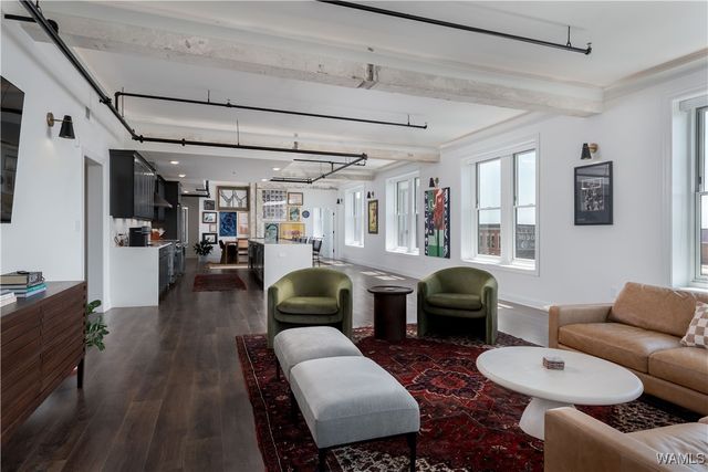 601 Greensboro 300, Tuscaloosa, AL 35401