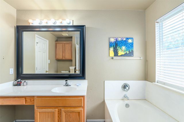 15205 Katies Corner LN, Pflugerville, TX 78660