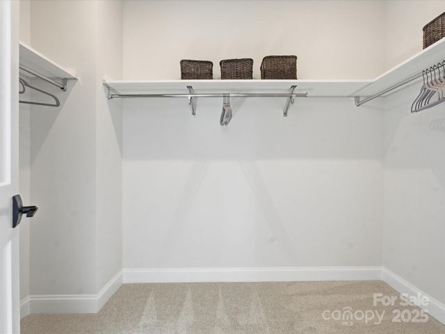 8038 Thimbleweed Circle, Charlotte, NC 28277