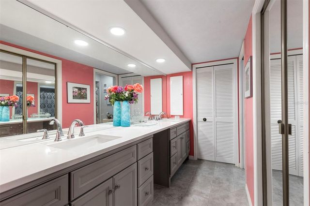 2844 COUNTRYBROOK DRIVE 12, Palm Harbor, FL 34684