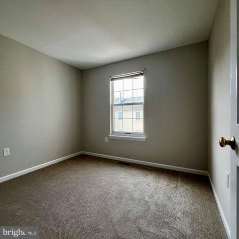 2457 NANTUCKET DR, Crofton, MD 21114