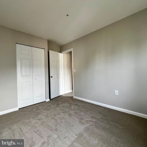 2457 NANTUCKET DR, Crofton, MD 21114