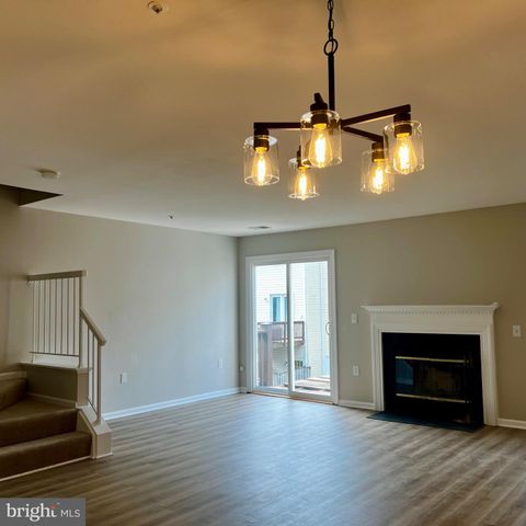 2457 NANTUCKET DR, Crofton, MD 21114