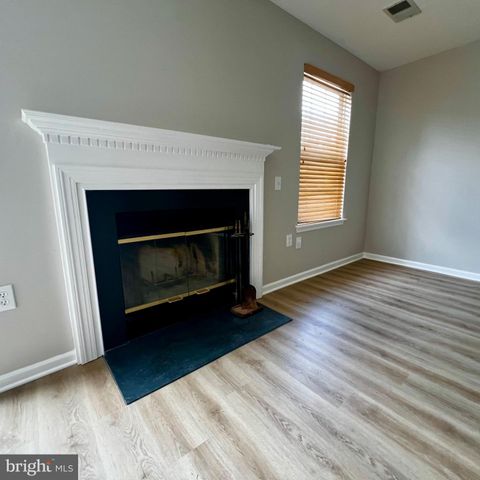 2457 NANTUCKET DR, Crofton, MD 21114
