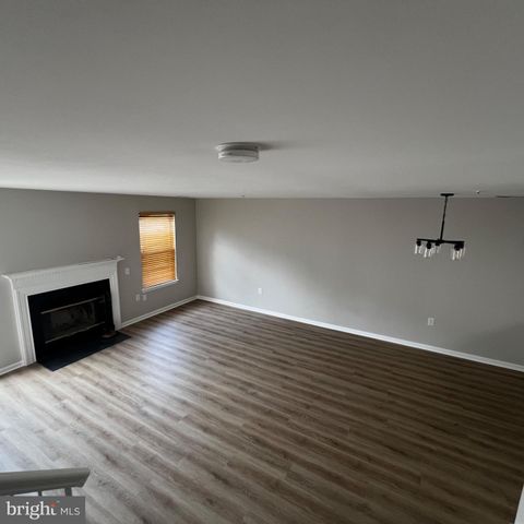 2457 NANTUCKET DR, Crofton, MD 21114
