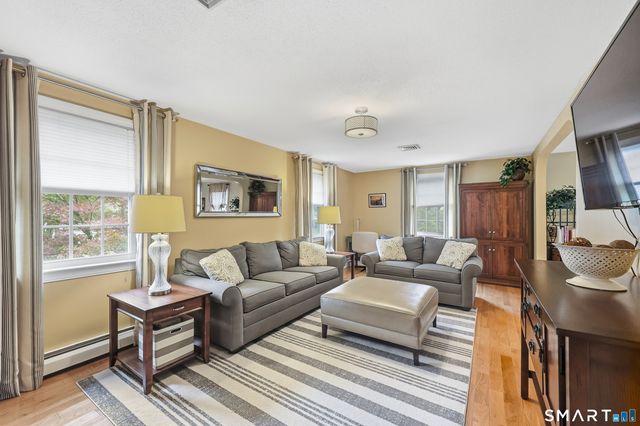 96 Heywood Drive, Glastonbury, CT 06033