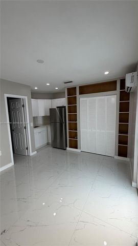 11031 SW 3rd St 2, Sweetwater, FL 33174