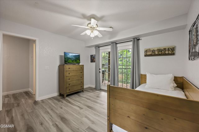 516 Proffitt Rd Unit 2, Gatlinburg, TN 37738
