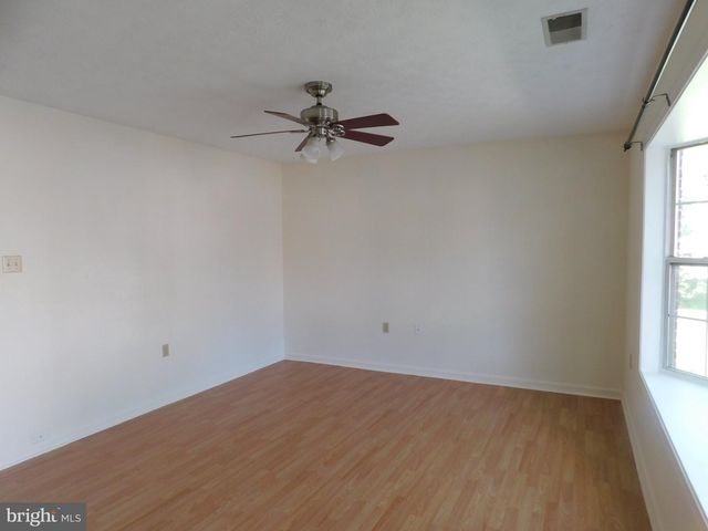 214 BANBURY TER, Winchester, VA 22603