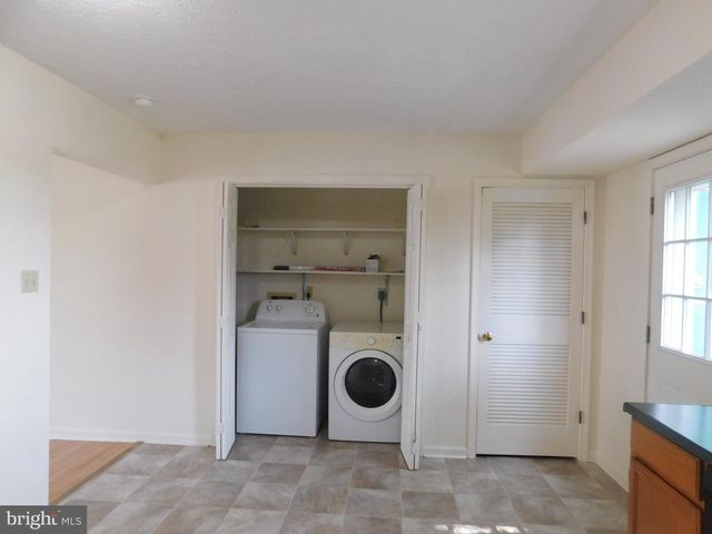 214 BANBURY TER, Winchester, VA 22603