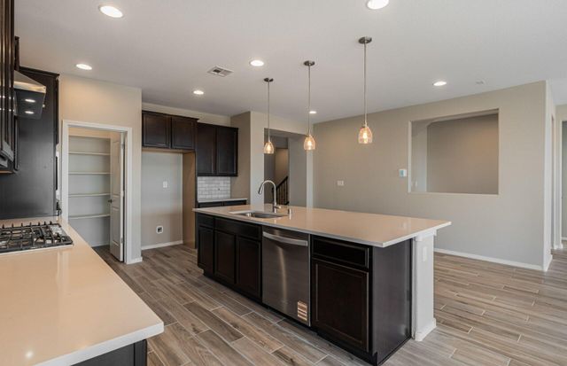 6422 Tolkien Lane NW, Albuquerque, NM 87120