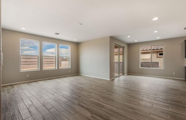 6422 Tolkien Lane NW, Albuquerque, NM 87120