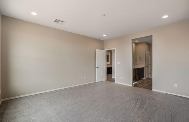 6422 Tolkien Lane NW, Albuquerque, NM 87120