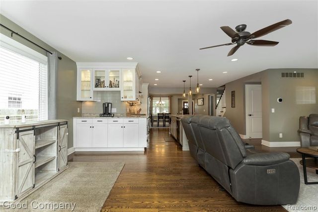 123 Crane Avenue, Royal Oak, MI 48067