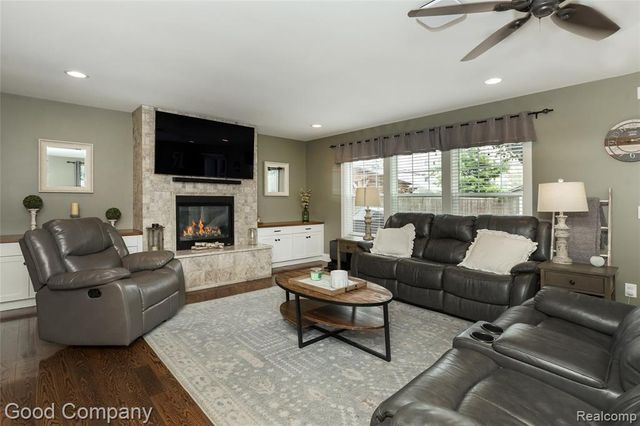 123 Crane Avenue, Royal Oak, MI 48067