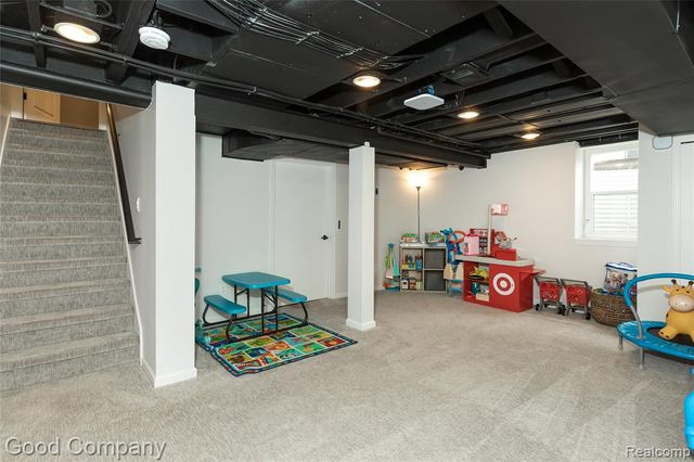 123 Crane Avenue, Royal Oak, MI 48067
