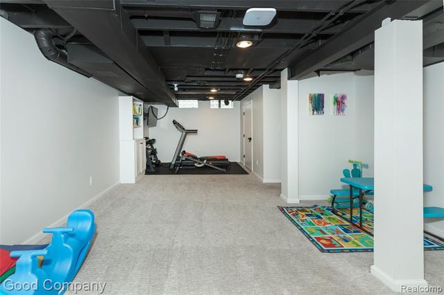 123 Crane Avenue, Royal Oak, MI 48067