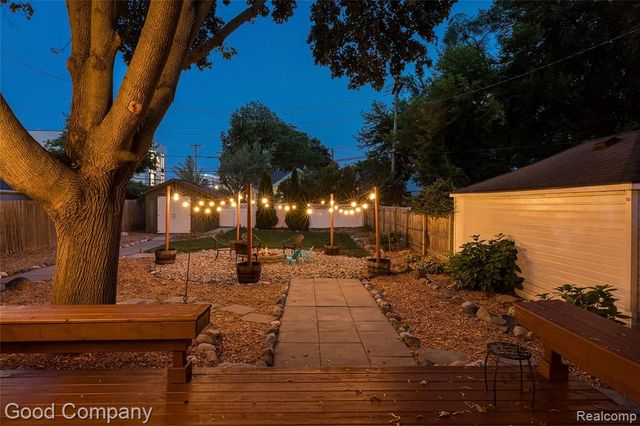 123 Crane Avenue, Royal Oak, MI 48067