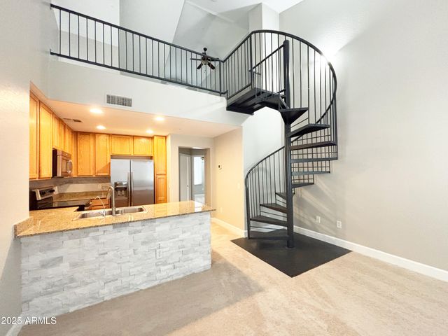 1298 S Owl Drive, Gilbert, AZ 85296