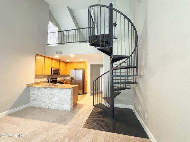 1298 S Owl Drive, Gilbert, AZ 85296