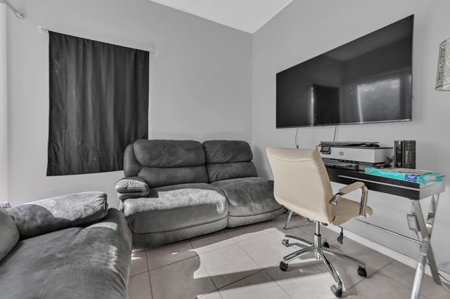 5120 Foxhall Drive S, West Palm Beach, FL 33417