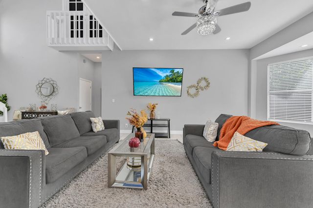 5120 Foxhall Drive S, West Palm Beach, FL 33417