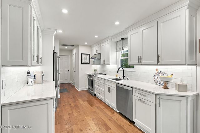 75 Chestnut Avenue, Brick, NJ 08724