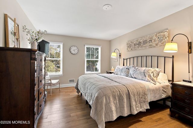 75 Chestnut Avenue, Brick, NJ 08724
