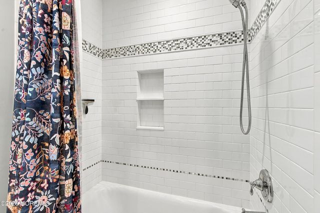 75 Chestnut Avenue, Brick, NJ 08724