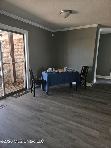 1403 Churchill Drive, Ocean Springs, MS 39564