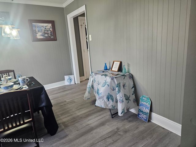 1403 Churchill Drive, Ocean Springs, MS 39564